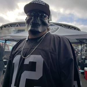 Meet your Posher, Jorge